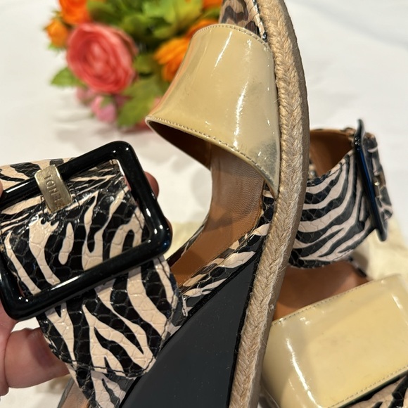 Authentic Fendi wedges - Picture 5 of 11